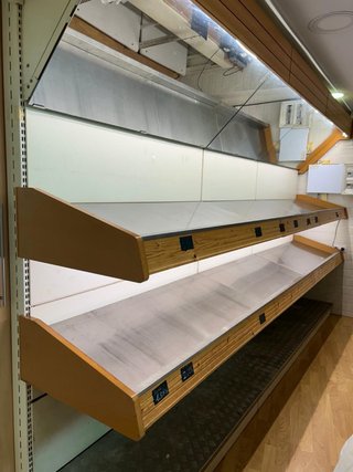Estanterías con luz LED