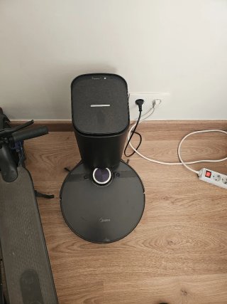 Robot Aspirador y Fregasuelos Midea S8+