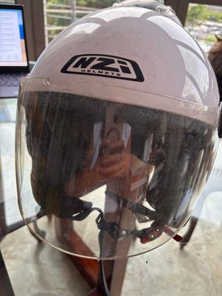 Casco de moto NZI blanco