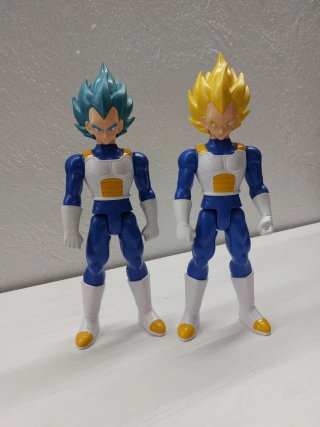 2 Muñecos Vegeta (Dragon Ball)