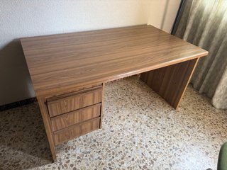 Mesa de despacho vintage de madera
