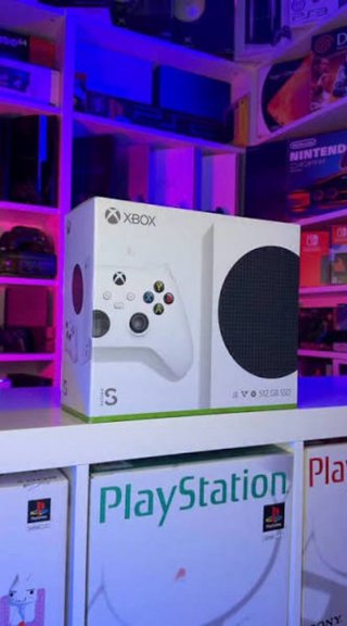 Xbox Series S 512GB NUOVA da estrenare!!