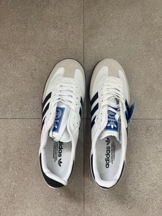Zapatillas adidas Samba Blancas y Negras