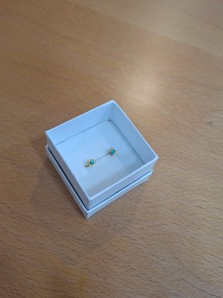 Pendientes de Oro 18K con Piedra Turquesa