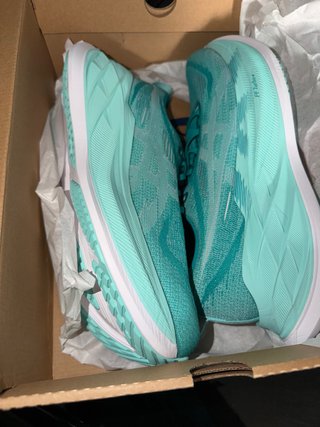 Zapatillas Asics Superblast 2 sin estrenar