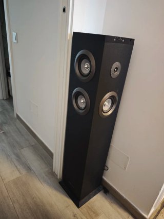 Torre de Sonido Energy Tower 8