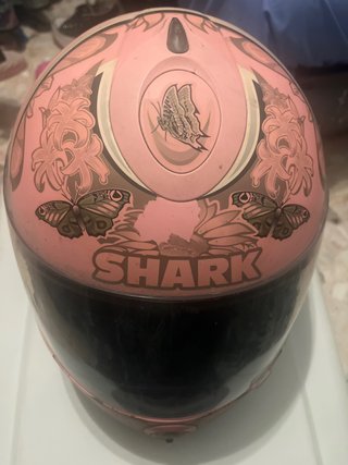 Casco de Moto Shark Rosa con Mariposas