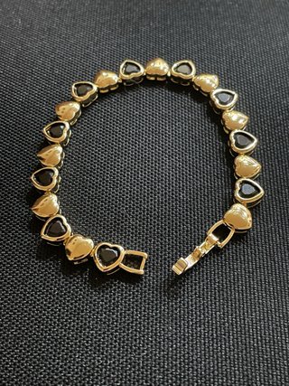 Pulsera de Oro Laminado con Corazones