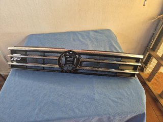 Parrilla Delantera Volkswagen Tiguan 2022