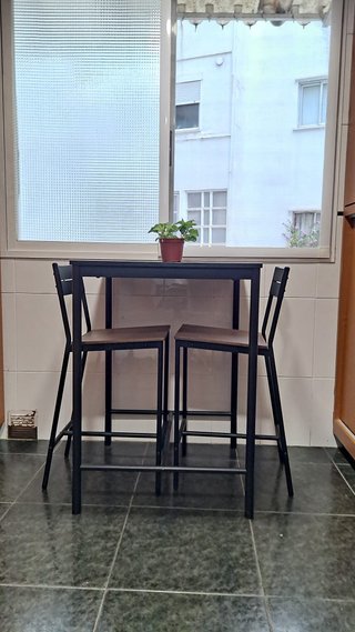 Conjunto de mesa de cocina y 2 sillas