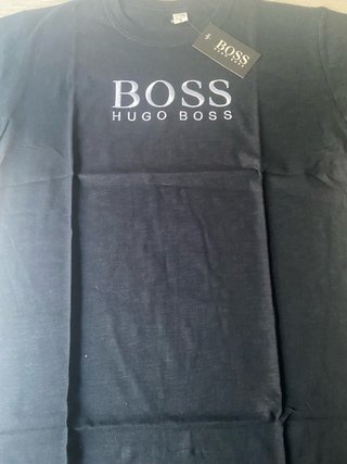 Camiseta Hugo Boss azul marino
