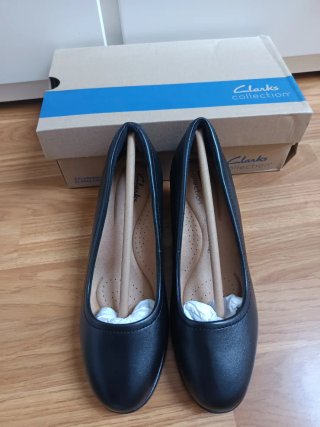 Zapatos Clarks Negros NUEVOS SIN USAR