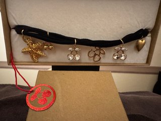 Pulsera Pacha con Charms