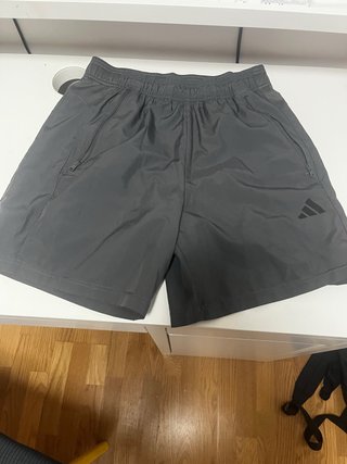Pantalón corto deportivo adidas negro
