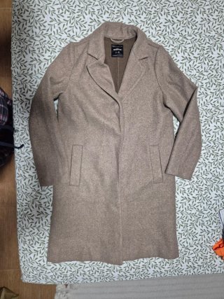 Abrigo de paño marrón Bershka