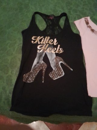 2 Camisetas de tirantes