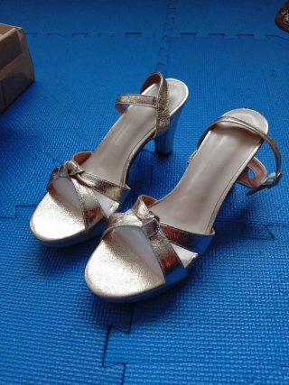 Sandalias Doradas Talla 40