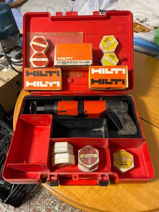 Pistola de Fijación Hilti DX 400
