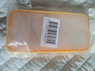 Custodia in silicone gialla per iPhone 13 Pro