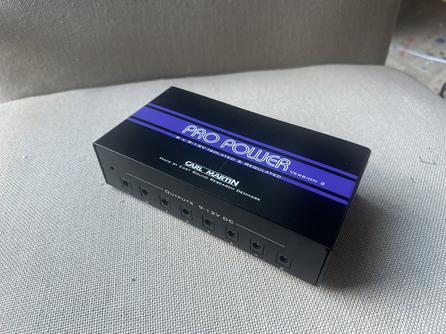 Carl Martin Pro Power v2 - fuente para pedales