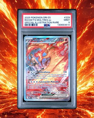 Carta Pokémon Moltres ex PSA 9