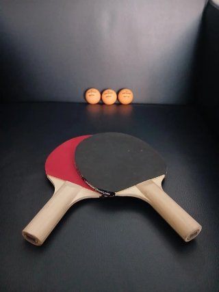 Set de 2 Palas de Ping Pong y 3 Pelotas