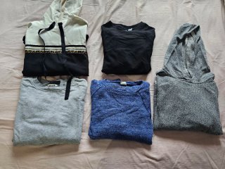 Lote de 5 sudaderas tallas S y XS