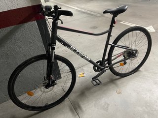 Bicicleta B'Twin Gris