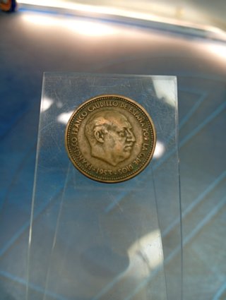 70 Monedas, 2'50 Pesetas