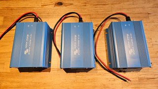3 Inversores Victron Energy 48V 350VA
