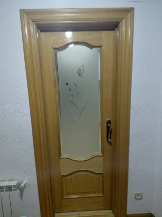 Puerta Corredera de Madera de Roble
