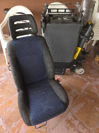 Asiento de coche individual