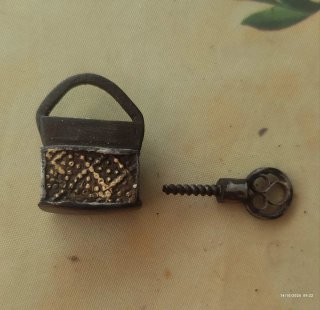 Candado Indio Antiguo con Llave