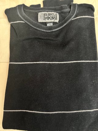 Jersey Bershka Negro Talla M