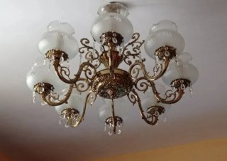Lámpara de techo antigua