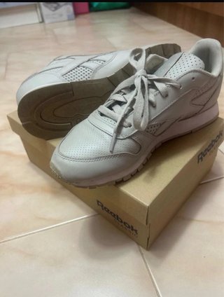 Zapatillas Reebok Classic Beige