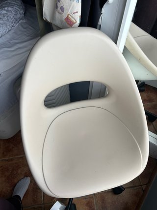 Silla de escritorio con ruedas