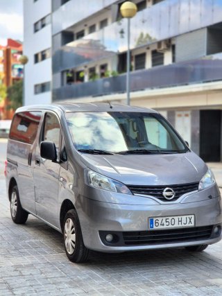 Nissan NV200 2012