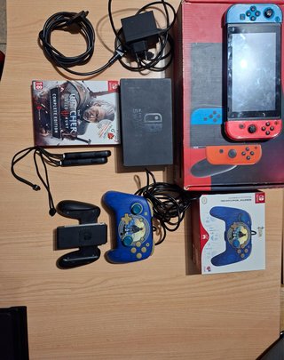 Nintendo Switch con Mando Zelda + otros