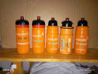 Set de 5 Bidones Euskaltel Orbea