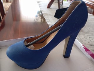 Zapatos de Tacón Azul Talla 35 sin marca