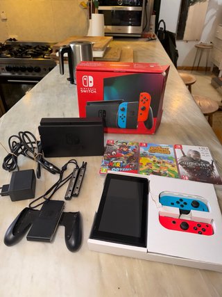 Nintendo Switch con 3 juegos