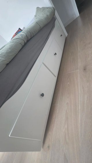 Cama Hemnes IKEA 80/160x200cm con 3 colchones