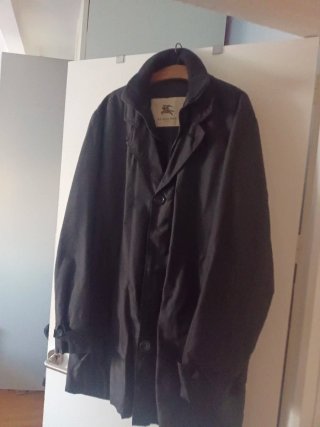 Gabardina Burberry Negra