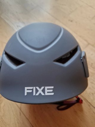 Casco de Escalada Fixe