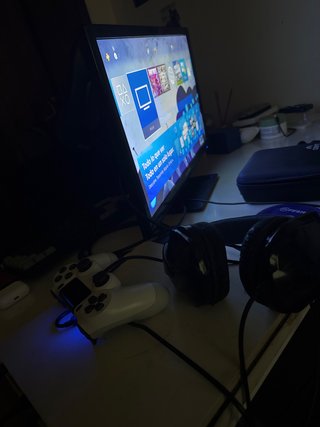 PS4 (PlayStation 4) con mando y cascos