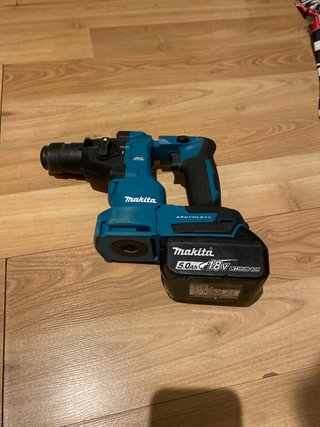 Taladro Percutor Makita 18V 5Ah