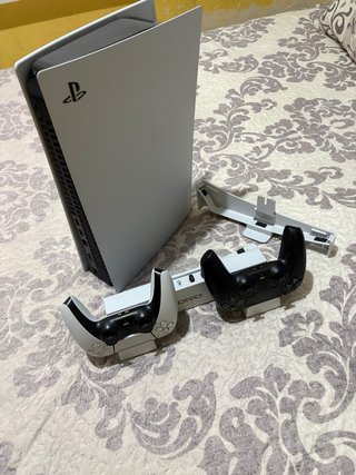 PlayStation 5 (PS5) 1TB