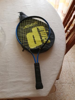 Raqueta de Tenis Prince con Funda