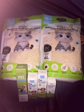 Lote de productos para mascotas PetVora